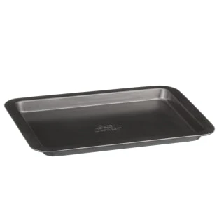 Betty Crocker Non-Stick Rectangular Pan - Small 5 Betty Crocker Non-Stick Rectangular Pan - Small - Image 3