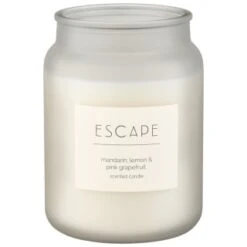 B&M Large Spa Scented Candle - White - Escape -Home Discount Store 368691 large spa candle escape 4
