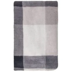 B&M Highland Mono Check Sherpa Doublesided Throw -Home Discount Store 388811 highland check sherpa throw 4